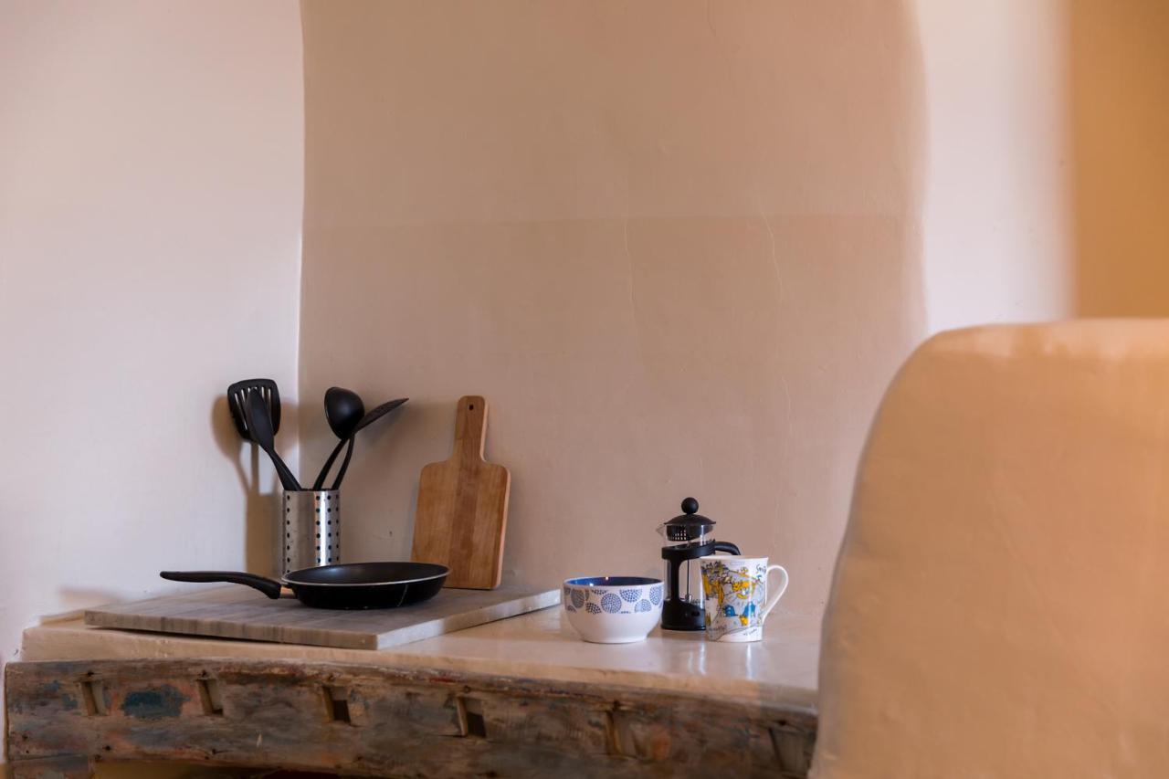 Caveland Hostel Karterádosz Kültér fotó