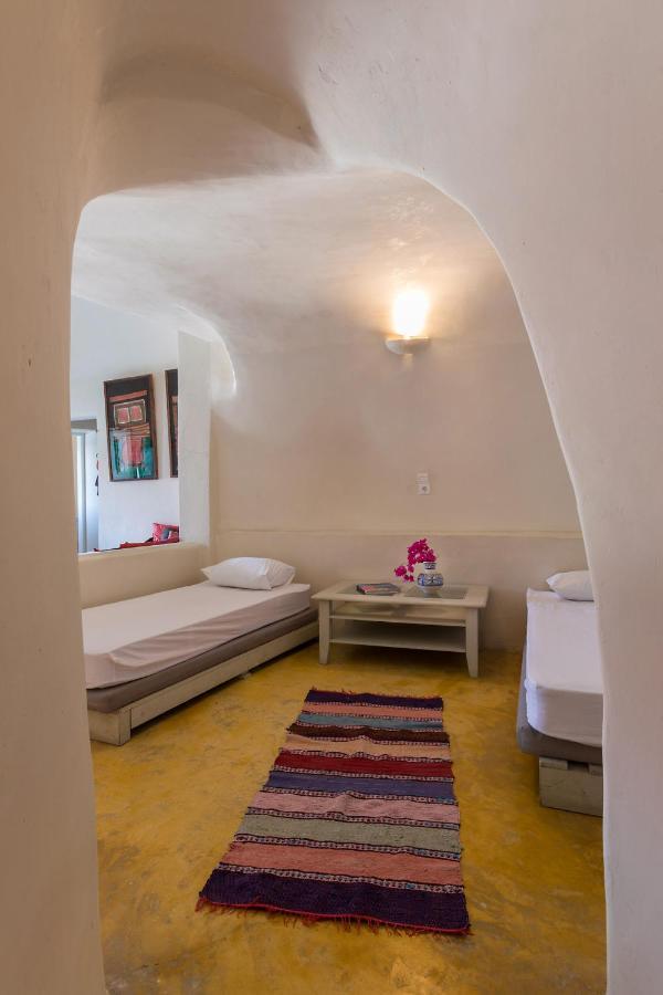Caveland Hostel Karterádosz Kültér fotó